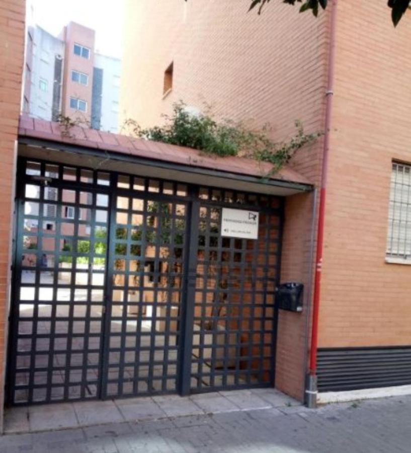 Apartamento Realengo Sevilla Bagian luar foto