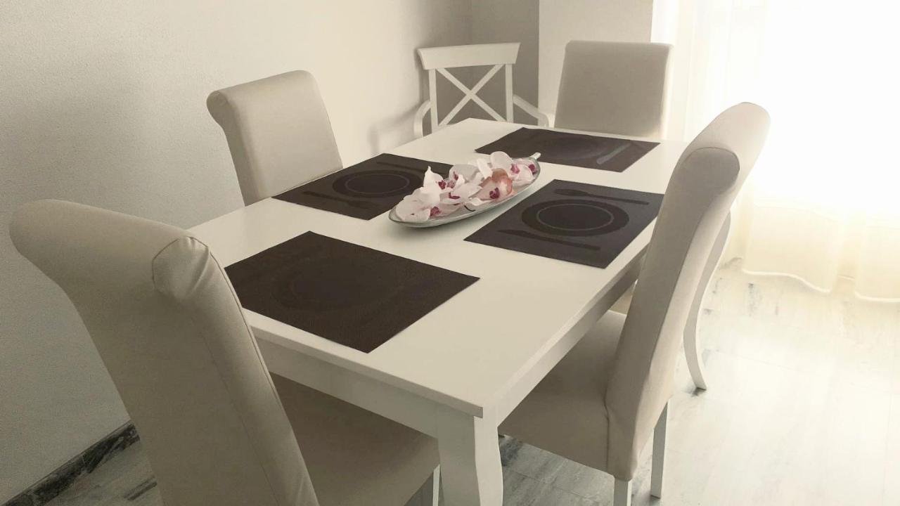 Apartamento Realengo Sevilla Bagian luar foto